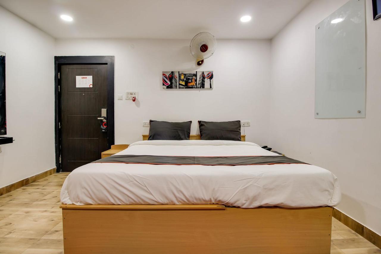 Oyo 2794 Hotel Plaza Inn Γουβαχάτι Εξωτερικό φωτογραφία